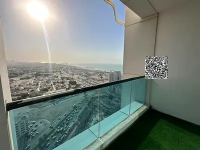 ٣ غرف وصالة و غرفة خادمة و ٥ حمامات في عجمان ون تاور