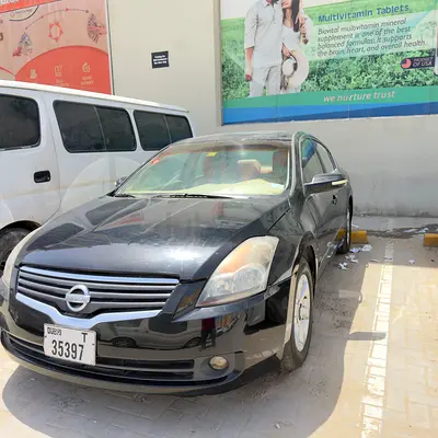 2008 NISSAN ALTIMA AMERICAN SPEC IN VERY GOOD CONDITION AND PRICE