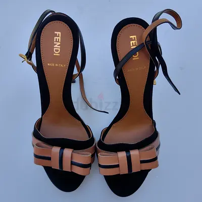Fendi womens high-heel sandals with bow detail, made in Italy