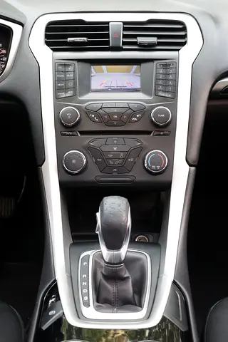 2015 FORD FUSION 照片 14