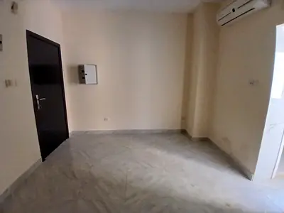 Lavish studio full family Building Near to Bus stop just rent 20k