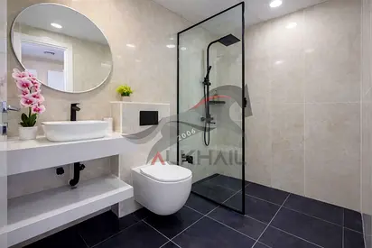 Upgraded | Furnished | High Floor | 100% Lake View | Vacant