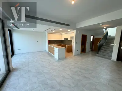 فيلا من 4 غرف نوم | لا روزا 2 | تصميم مخطط مفتوح | آراء المجتمع