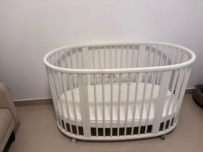 Baby Crib with Mattress