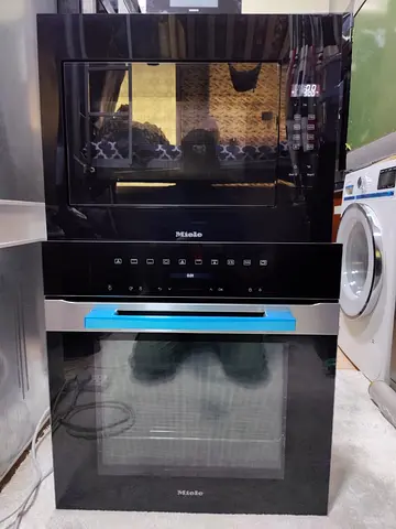 Miele Combination Microwave and Oven in Excellent Condition