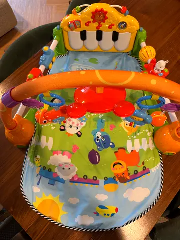 Juniors - Baby Activity Play Mat with piano and hanging toys - good condition
