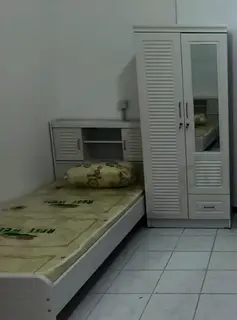 Male Bedspace Available in Al Hamriya