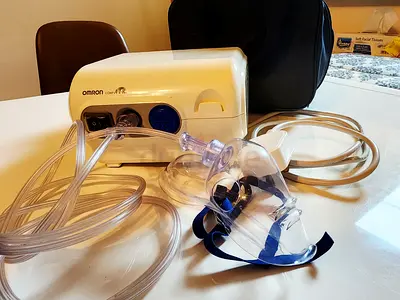 Omron Nebulizer Compressor with Mask and Carry Case - Good Condition