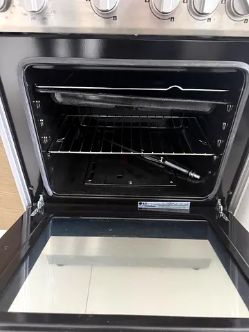 Used freestanding gas oven with stovetop - good working condition