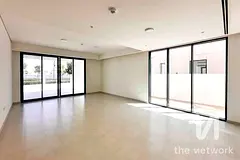 Direct to Pool and Park | Vacant and Ready