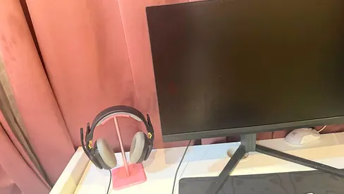 Sennheiser-style Over-Ear Headphones with Stand and Monitor (Used)