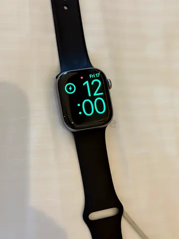 Apple Watch 11 Series - GPS ( International Version ) - Aluminum Case- M/L - First Owner