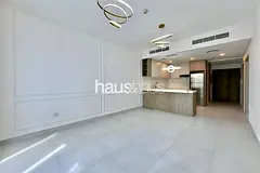 Over 6.7 Net-ROI | High Floor | Upgraded | Rented