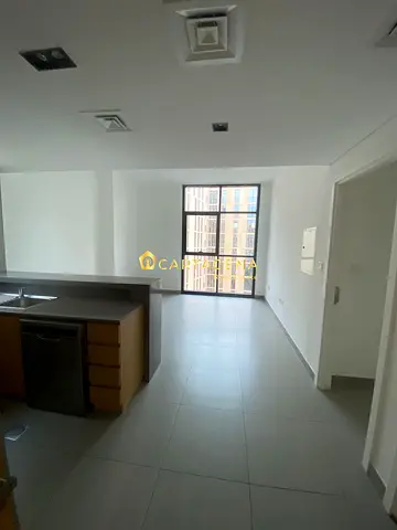 One bedroom semi furnished with two bathrooms