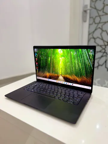 Dell latitude 7420 11 gen i7 windows 11 pro 16GB Ram 512 SSD