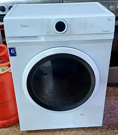 Midea 6kg washing machine for sell good working