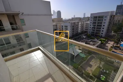 Spacious 2 Bedroom Apartment available for Rent