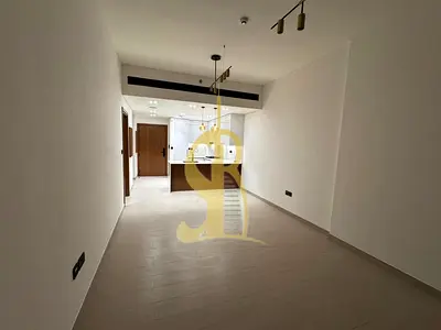 High-Floor 1BR | Pool & Downtown View | Modern Finishes