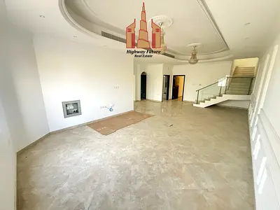 SPACIOUS 4BHK VILLA WITH SEPARATE MAJLIS HALL MAIDS AND ALL MASTER ROOMS 140K ONE CASH
