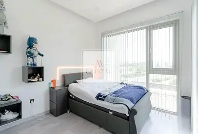 1E Type Remodeled | Furnished | Pool | Single Row