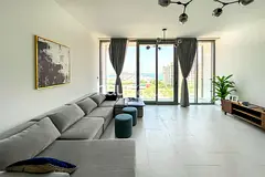 Furnished | Junior penthouse | Vacant