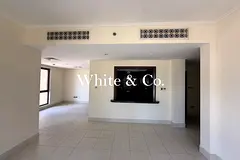 2 Bed Plus Study | Bright | Spacious Unit