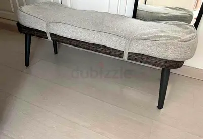 Outdoor comfy Bench