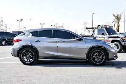 2018 Infiniti Q30 照片 8
