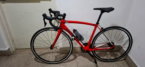 Red Lightweight Road Bike - Excellent Condition