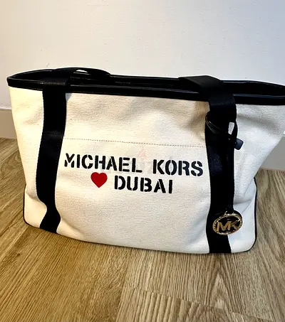 Michael Kors bag, limited edition - aed500