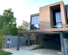 End Unit | Smart Move | Elevated Living