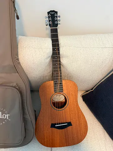 Taylor Baby Mahogany Mini Acoustic Guitar with Gig Bag - excellent Condition