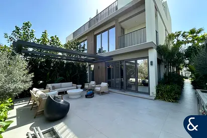 Upgraded | Green Belt Backing | Furnished