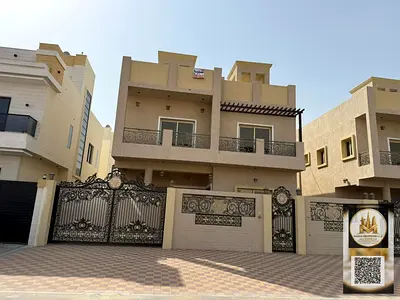 First floor: Majlis (formal sitting room) + living room with shared bathroom + master bedroom + equipped kitchen. Second floor: 4 master bedrooms + li