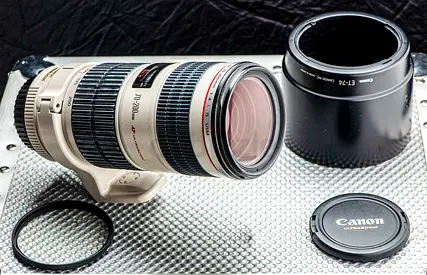 Canon EF 70-200mm f/4L IS USM Lens