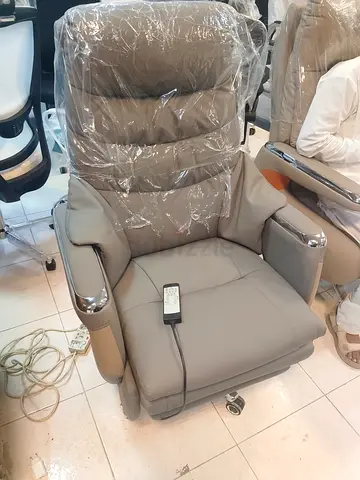 Comfortable Grey Electric Recliner Chair with Remote - Like New