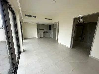 Single Row | Corner End Unit | Large Plot