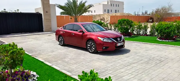 Altima for sale, family used, first owner