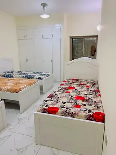 Bed space for female available in al mankhool