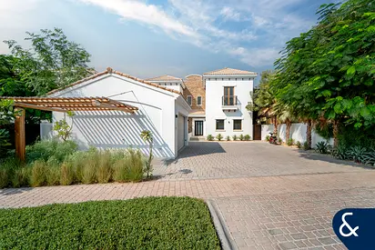 Exclusive | Upgraded Five Bedroom | Golf View