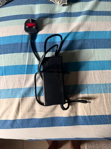 E-scooter lithium battery special charger with inbuilt fan to reduce heat(used)