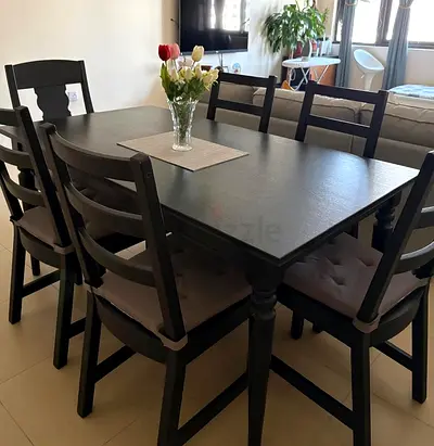 6 seater extendable IKEA dining table new