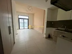 Studio Apartment | La Perla Blanca | Balcony | City View