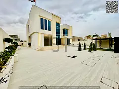 Villa for sale, including electricity, water, and air conditioning.