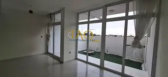 SPACIOUS READY TO MOVE 3BR TOWNHOUSE