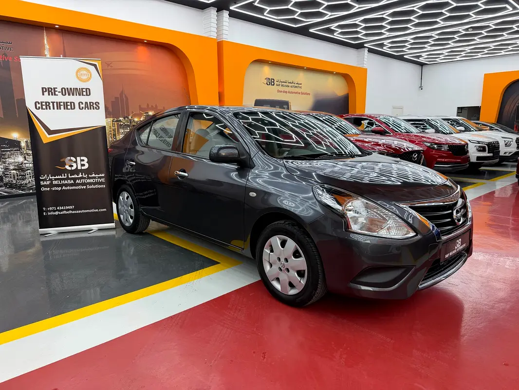 Nissan Sunny 2022 — photo 1 of 10