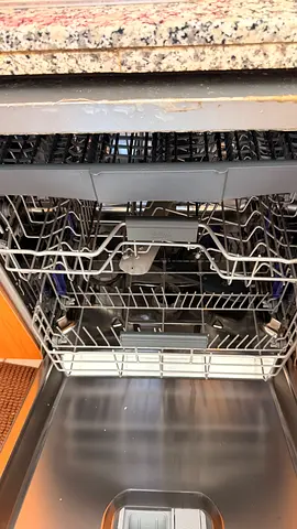 Beko 3 tray freestanding Dishwasher
