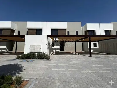 Prime Location | Double Row | Walk to Noya School