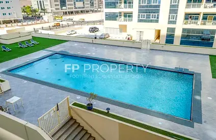 Affordable Studio | Bright | Peaceful | Vacant