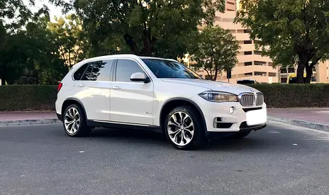 BMW X5 xDrive50i Luxury 2015 GCC Specs - Pristine Condition!